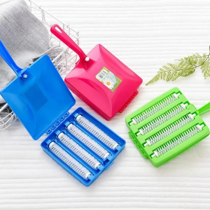 Auto Carpet Cleaning Dust Storage Brush with Roller